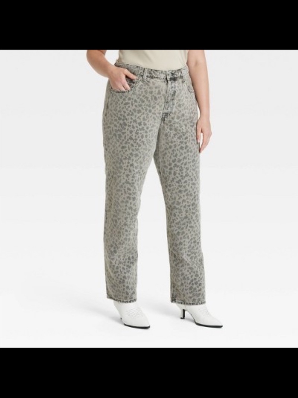 Universal Thread Gray Leopard Print Straight-Leg Jeans